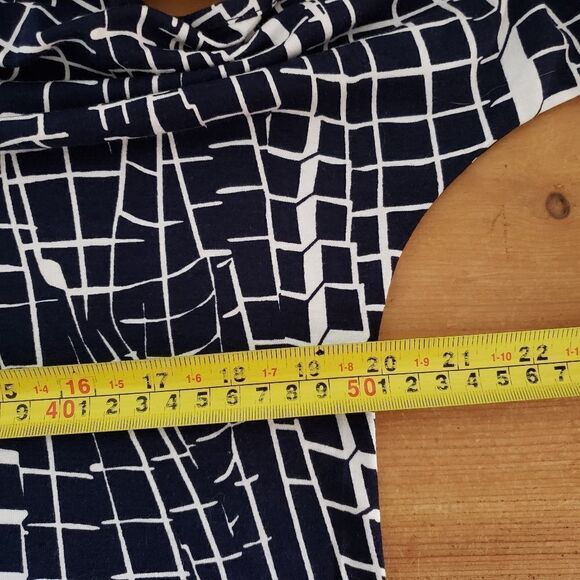 Marble 3/4 Sleeve NWOT Oversized Blue White Print Cold Shoulder Tunic Top - Picture 10 of 12